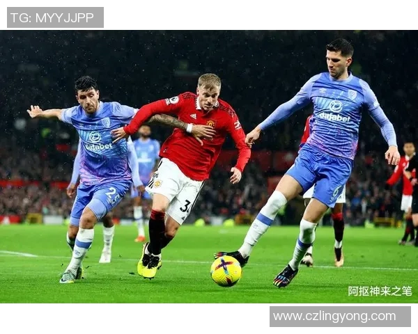 英超球队如何运用科学足球力量训练提升球员竞技状态与表现分析