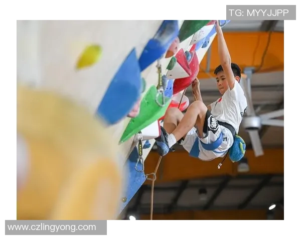 今年运动数据重庆街舞队在攀岩联赛中的团队协作表现分析与点评